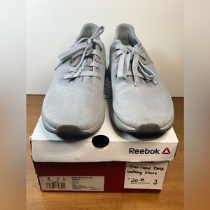 EUC - Reebok Ever Road DMX Walking Shoes - women size 9W - $20